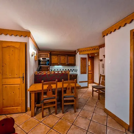 Lägenhet 3 Pieces Au Chantel Avec Piscine, Proche Pistes, Animaux Admis - Fr-1-411-966 *